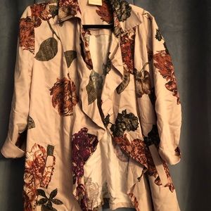 Chico’s relaxed lapel floral jacket with elastic back